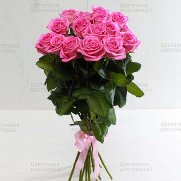 15 розовых роз с доставкой в СПб